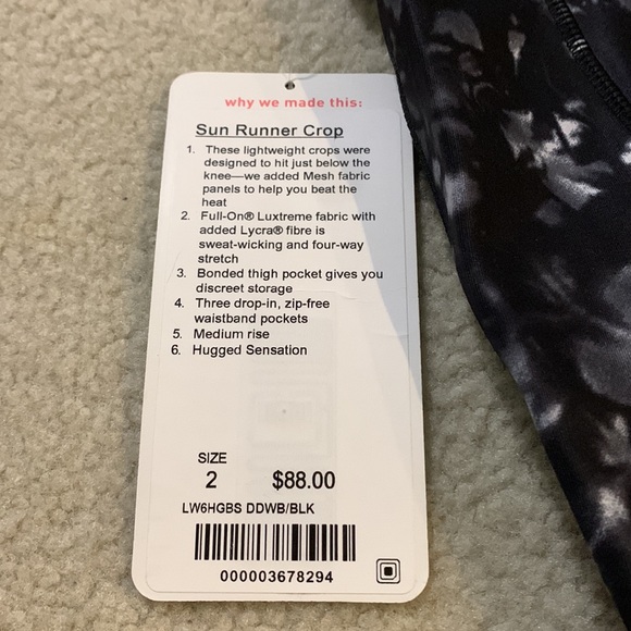 Lululemon sun runner crop - size 2 - Picture 3 of 3